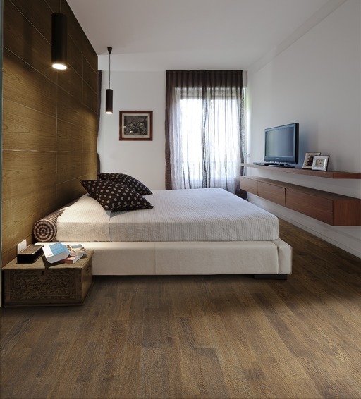 Kahrs Kernel Oak Engineered Wood Flooring, Lacquered, 200x15x2423 mm
